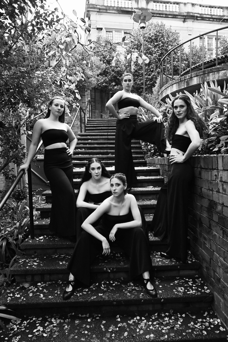 BW_Secondary_images_Strike_a-chord_LAS_Flamenkas_Photo_Yerko_Leiva_DSC_7303_portrait_900_X_1200_px-copy